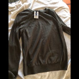 BCBG maxazria sweater
